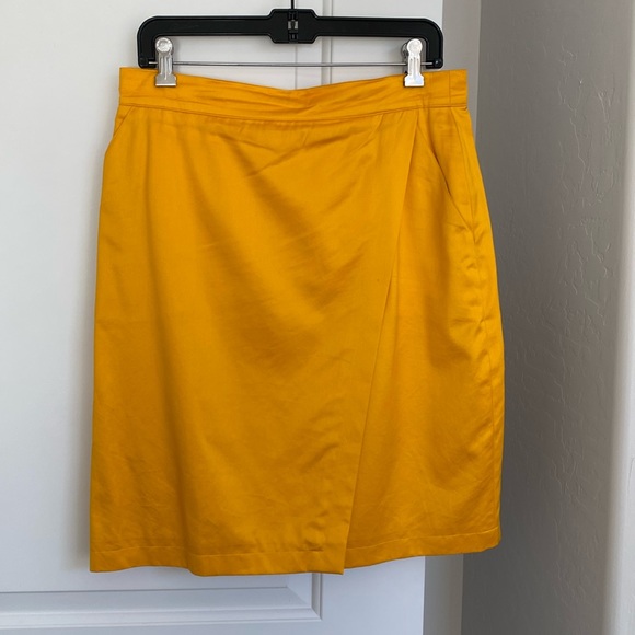 Vintage Escada Pencil Skirt - Beautiful Goldenrod - Size EU 42 - Picture 1 of 3